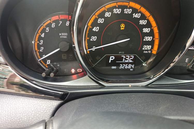 Used Toyota YARiS L Zhi Xuan 2022 X-Trail 1.5L CVT Luxury PLUS Edition Odometer Close Up