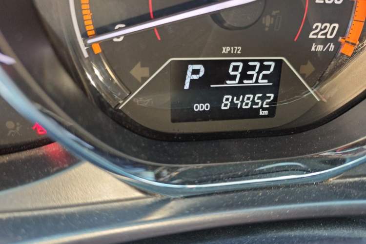 Used Toyota YARiS L Zhi Xuan 2022 1.5L CVT Leading PLUS Edition Odometer Close Up