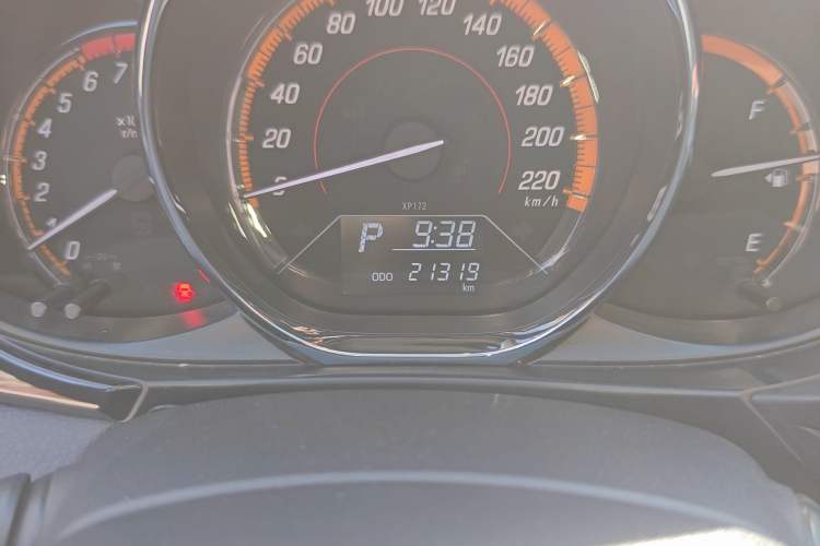 Used Toyota YARiS L Zhi Xuan 2022 X-Trail 1.5L CVT Luxury PLUS Edition Odometer Close Up