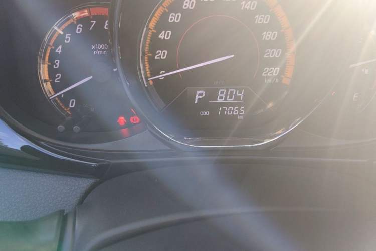 Used Toyota YARiS L Zhi Xuan 2022 1.5L CVT Luxury PLUS Edition Odometer Close Up
