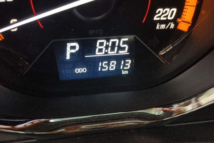 Used Toyota YARiS L Zhi Xuan 2022 X-Trail 1.5L CVT Luxury PLUS Edition Odometer Close Up