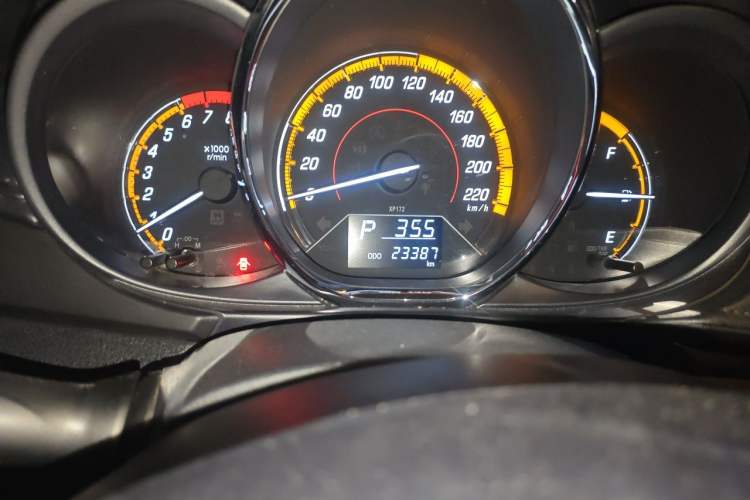 Used Toyota YARiS L Zhi Xuan 2022 X-Trail 1.5L CVT Leading PLUS Edition Odometer Close Up