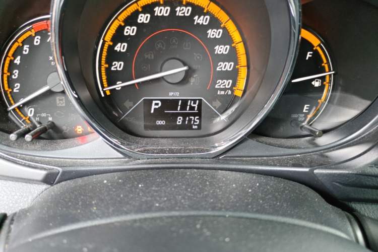 Used Toyota YARiS L Zhi Xuan 2022 1.5L CVT Leading PLUS Edition Odometer Close Up