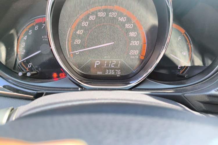 Used Toyota YARiS L Zhi Xuan 2022 X-Trail 1.5L CVT Luxury PLUS Edition Odometer Close Up