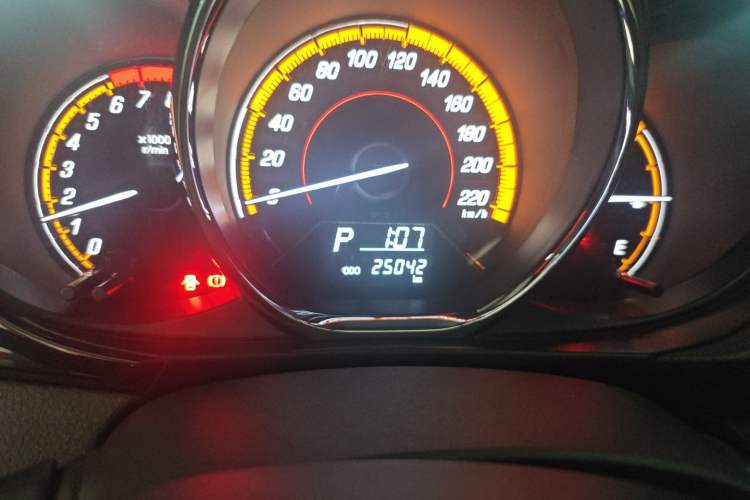 Used Toyota YARiS L Zhi Xuan 2022 X-Trail 1.5L CVT Luxury PLUS Edition Odometer Close Up