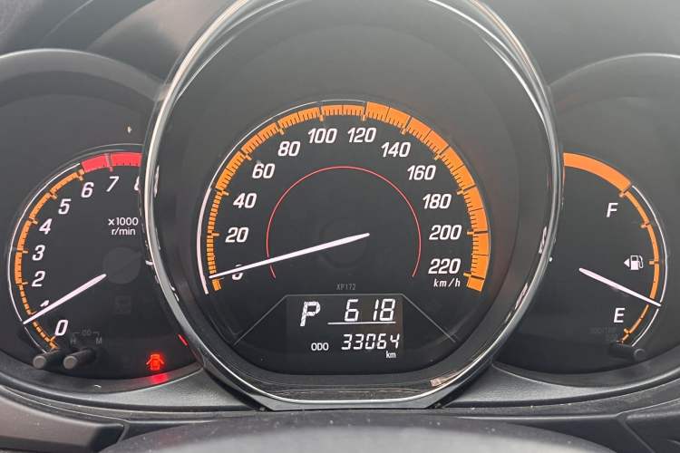 Used Toyota YARiS L Zhi Xuan 2022 1.5L CVT Leading PLUS Edition Odometer Close Up