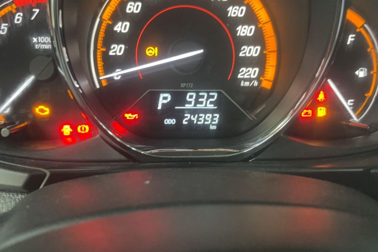 Used Toyota YARiS L Zhi Xuan 2022 1.5L CVT Leading PLUS Edition Odometer Close Up