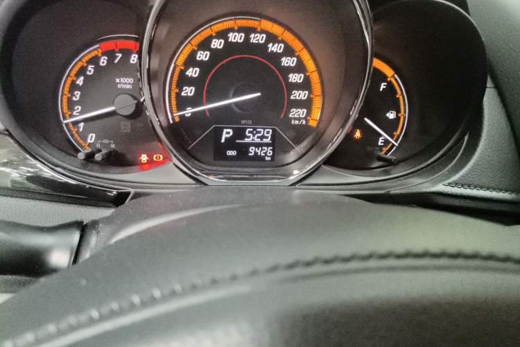 Used Toyota YARiS L Zhi Xuan 2022 X-Trail 1.5L CVT Luxury PLUS Edition Odometer Close Up