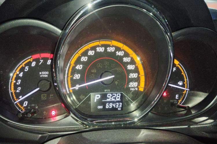Used Toyota YARiS L Zhi Xuan 2022 X-Trail 1.5L CVT Leading PLUS Edition Odometer Close Up