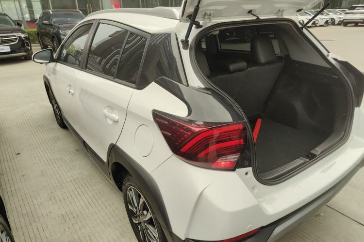 Used Toyota YARiS L Zhi Xuan 2022 X-Trail 1.5L CVT Luxury PLUS Edition Rear Left 45 Deg