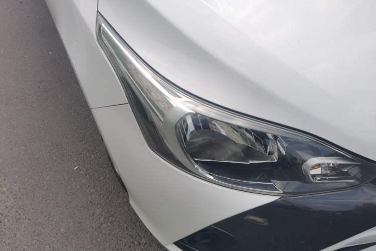 Used Toyota YARiS L Zhi Xuan 2022 X-Trail 1.5L CVT Leading PLUS Edition Right Front Headlight