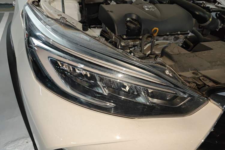 Used Toyota YARiS L Zhi Xuan 2022 X-Trail 1.5L CVT Leading PLUS Edition Right Front Headlight
