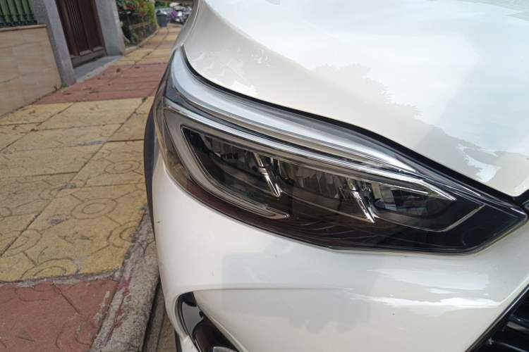 Used Toyota YARiS L Zhi Xuan 2022 X-Trail 1.5L CVT Luxury PLUS Edition Right Front Headlight