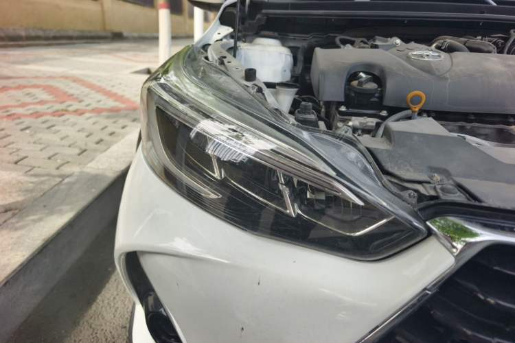 Used Toyota YARiS L Zhi Xuan 2022 X-Trail 1.5L CVT Leading PLUS Edition Right Front Headlight