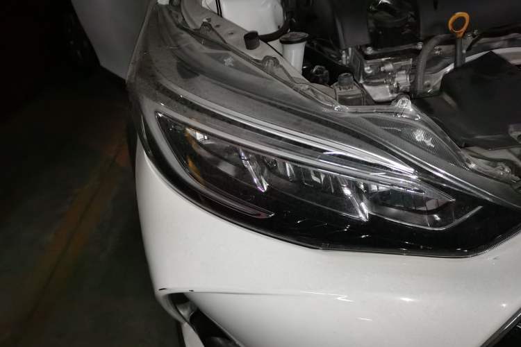 Used Toyota YARiS L Zhi Xuan 2022 1.5L CVT Luxury PLUS Edition Right Front Headlight