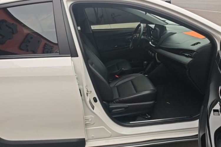 Used Toyota YARiS L Zhi Xuan 2022 X-Trail 1.5L CVT Luxury PLUS Edition Right Front Seat