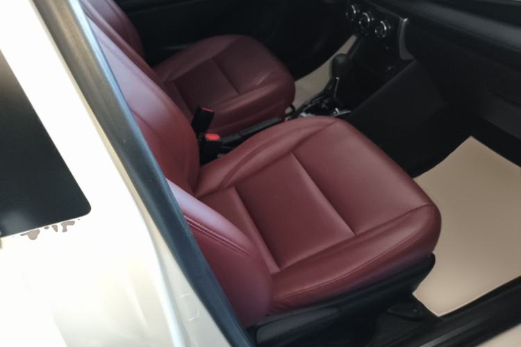 Used Toyota YARiS L Zhi Xuan 2022 X-Trail 1.5L CVT Leading PLUS Edition Right Front Seat