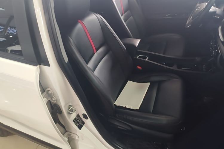 Used Toyota YARiS L Zhi Xuan 2022 X-Trail 1.5L CVT Luxury PLUS Edition Right Front Seat