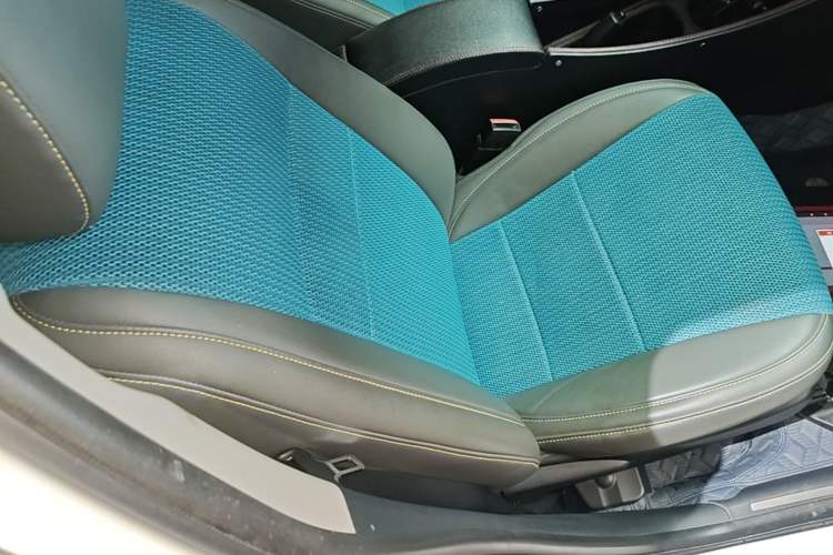 Used Toyota YARiS L Zhi Xuan 2022 X-Trail 1.5L CVT Leading PLUS Edition Right Front Seat
