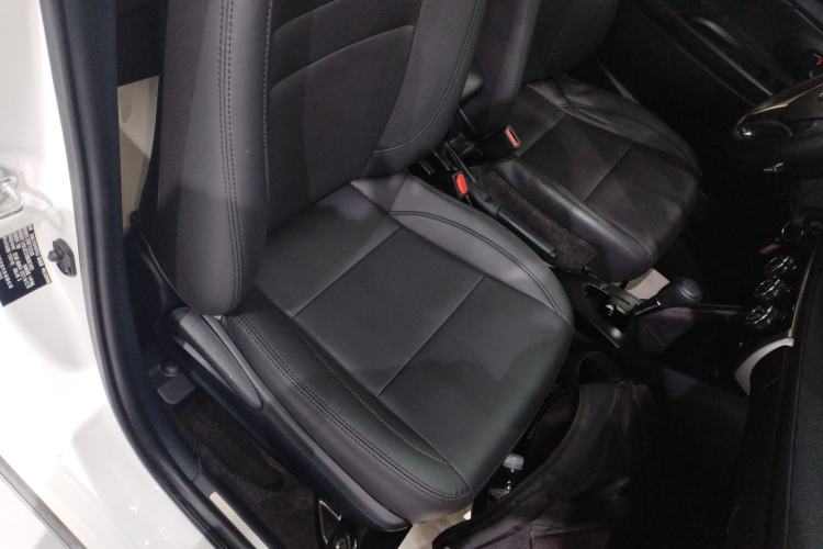 Used Toyota YARiS L Zhi Xuan 2022 X-Trail 1.5L CVT Leading PLUS Edition Right Front Seat