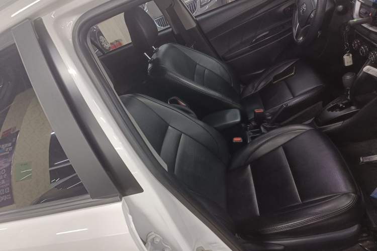 Used Toyota YARiS L Zhi Xuan 2022 X-Trail 1.5L CVT Leading PLUS Edition Right Front Seat