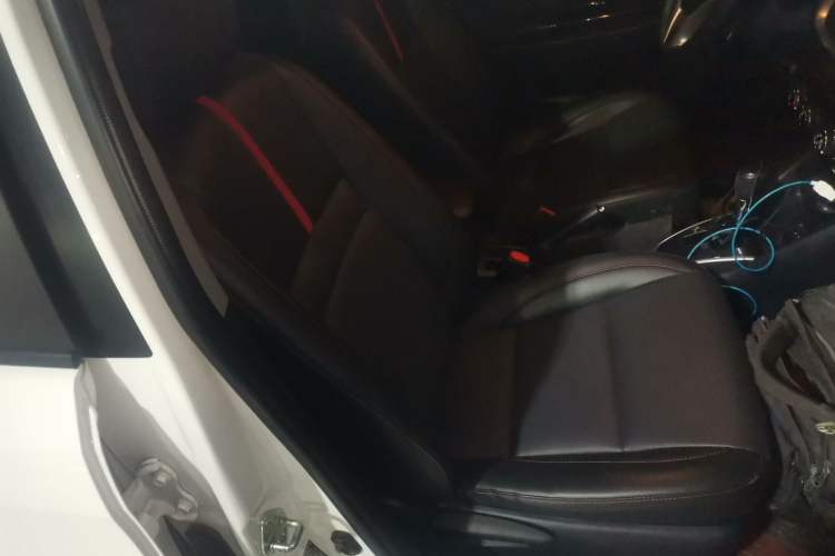 Used Toyota YARiS L Zhi Xuan 2022 X-Trail 1.5L CVT Luxury PLUS Edition Right Front Seat