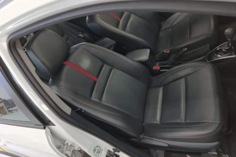 Used Toyota YARiS L Zhi Xuan 2022 X-Trail 1.5L CVT Prestige Edition Right Front Seat