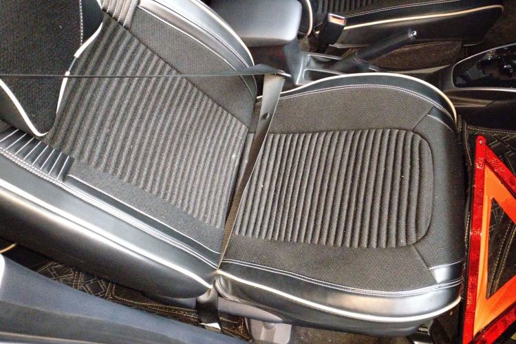 Used Toyota YARiS L Zhi Xuan 2022 X-Trail 1.5L CVT Luxury PLUS Edition Right Front Seat