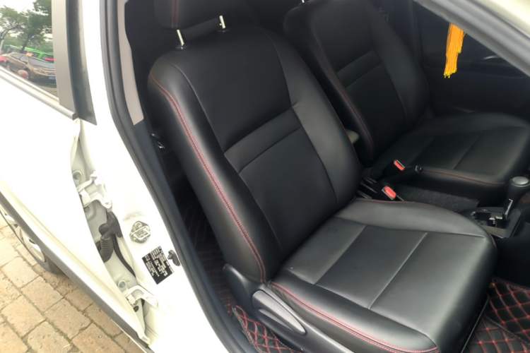 Used Toyota YARiS L Zhi Xuan 2022 X-Trail 1.5L CVT Leading PLUS Edition Right Front Seat