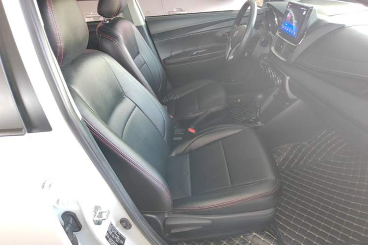 Used Toyota YARiS L Zhi Xuan 2022 X-Trail 1.5L CVT Leading PLUS Edition Right Front Seat