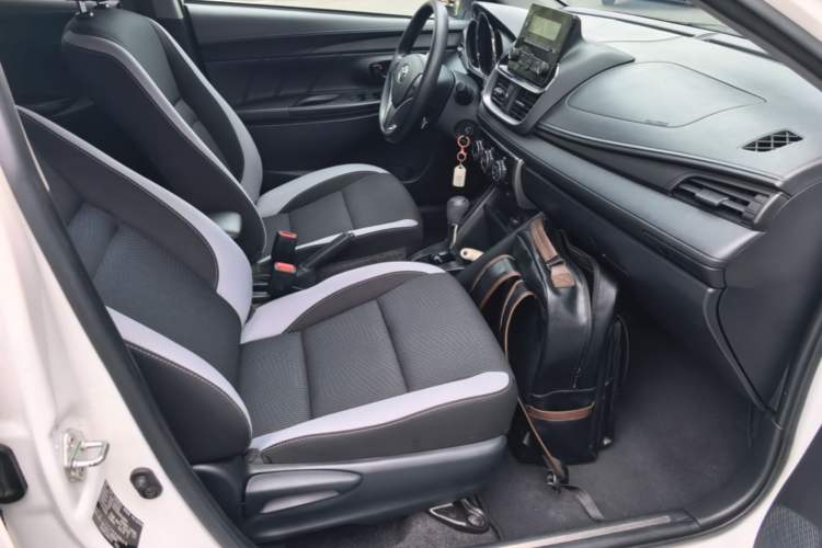 Used Toyota YARiS L Zhi Xuan 2022 X-Trail 1.5L CVT Leading PLUS Edition Right Front Seat