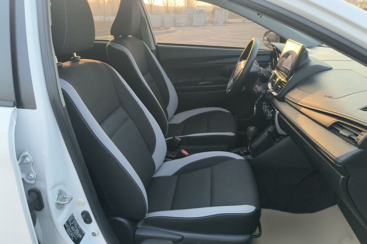 Used Toyota YARiS L Zhi Xuan 2022 X-Trail 1.5L CVT Leading PLUS Edition Right Front Seat