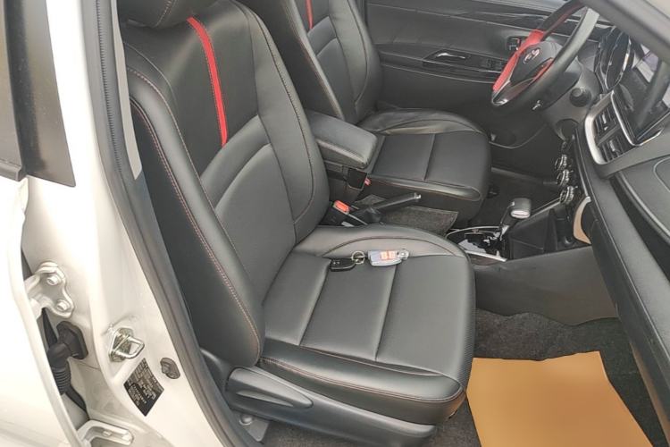Used Toyota YARiS L Zhi Xuan 2022 X-Trail 1.5L CVT Luxury PLUS Edition Right Front Seat