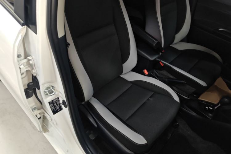 Used Toyota YARiS L Zhi Xuan 2022 1.5L CVT Leading PLUS Edition Right Front Seat