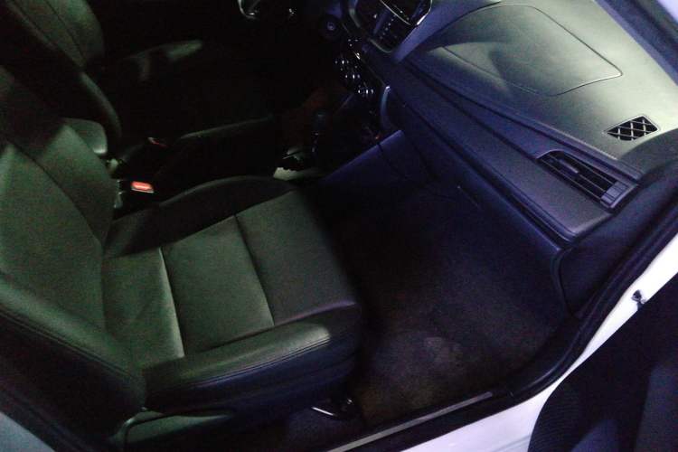 Used Toyota YARiS L Zhi Xuan 2022 1.5L CVT Leading PLUS Edition Right Front Seat
