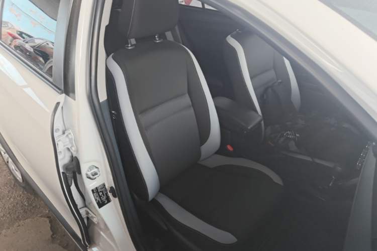 Used Toyota YARiS L Zhi Xuan 2022 X-Trail 1.5L CVT Leading PLUS Edition Right Front Seat