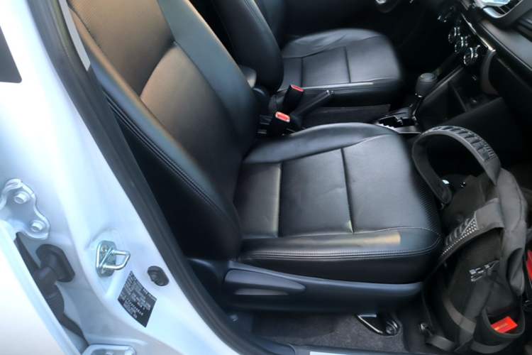 Used Toyota YARiS L Zhi Xuan 2022 X-Trail 1.5L CVT Leading PLUS Edition Right Front Seat