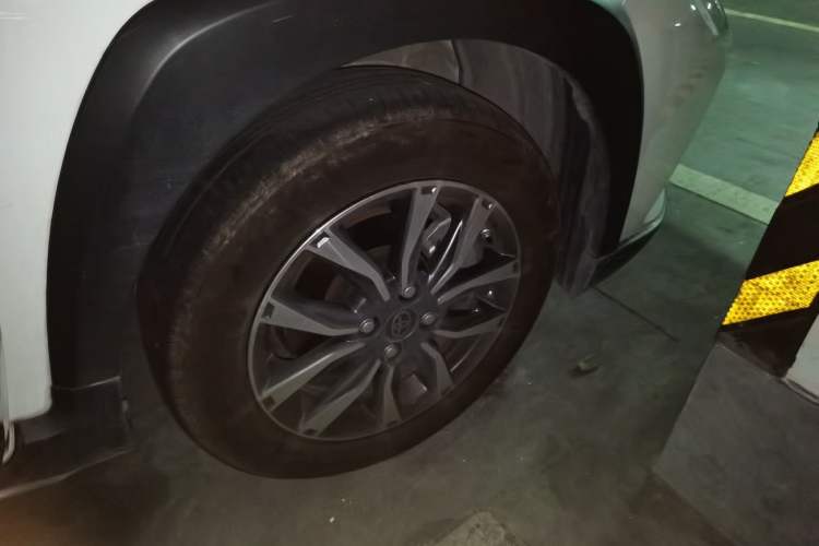 Used Toyota YARiS L Zhi Xuan 2022 X-Trail 1.5L CVT Prestige Edition Right Front Wheel Hub