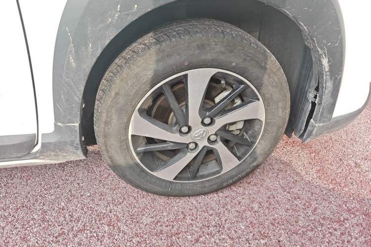 Used Toyota YARiS L Zhi Xuan 2022 X-Trail 1.5L CVT Leading PLUS Edition Right Front Wheel Hub
