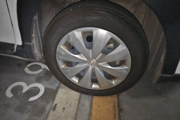 Used Toyota YARiS L Zhi Xuan 2022 X-Trail 1.5L CVT Leading PLUS Edition Right Front Wheel Hub