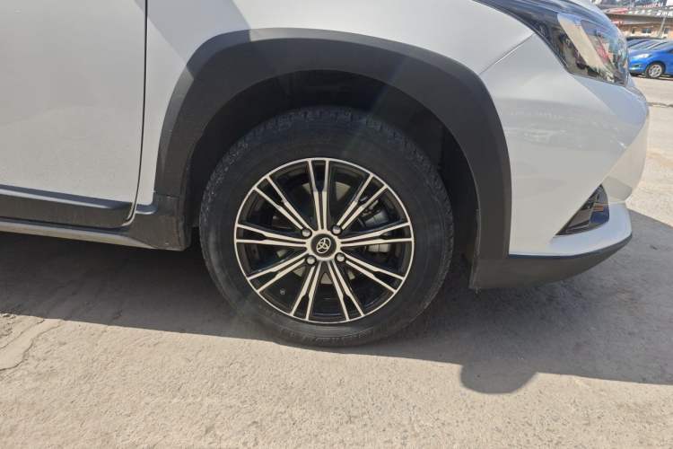 Used Toyota YARiS L Zhi Xuan 2022 X-Trail 1.5L CVT Leading PLUS Edition Right Front Wheel Hub