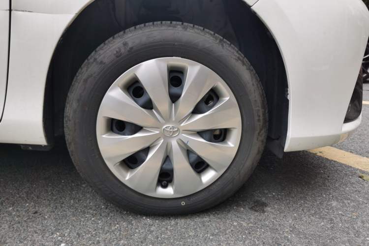 Used Toyota YARiS L Zhi Xuan 2022 1.5L CVT Leading PLUS Edition Right Front Wheel Hub