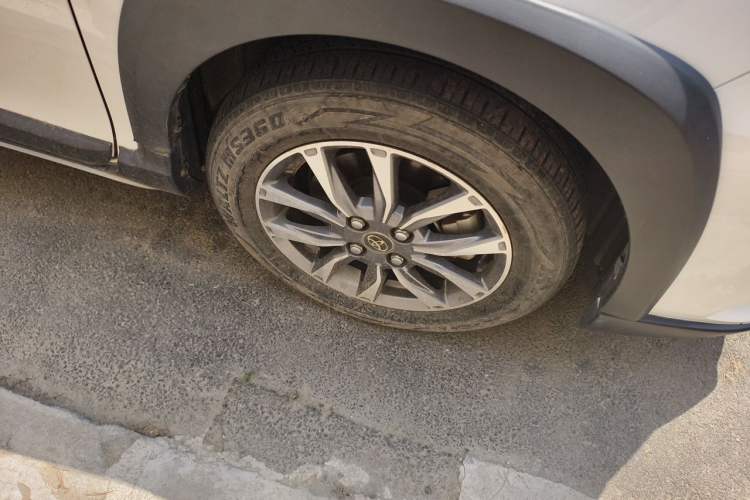Used Toyota YARiS L Zhi Xuan 2022 X-Trail 1.5L CVT Leading PLUS Edition Right Front Wheel Hub