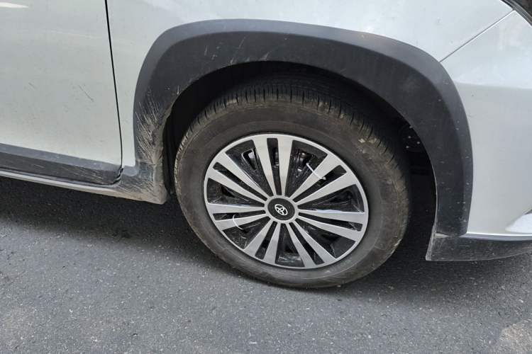 Used Toyota YARiS L Zhi Xuan 2022 X-Trail 1.5L CVT Leading PLUS Edition Right Front Wheel Hub