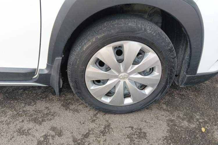 Used Toyota YARiS L Zhi Xuan 2022 1.5L CVT Leading PLUS Edition Right Front Wheel Hub