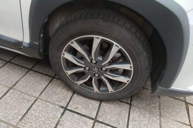 Used Toyota YARiS L Zhi Xuan 2022 X-Trail 1.5L CVT Luxury PLUS Edition Right Front Wheel Hub