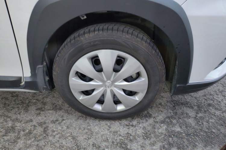 Used Toyota YARiS L Zhi Xuan 2022 1.5L CVT Leading PLUS Edition Right Front Wheel Hub