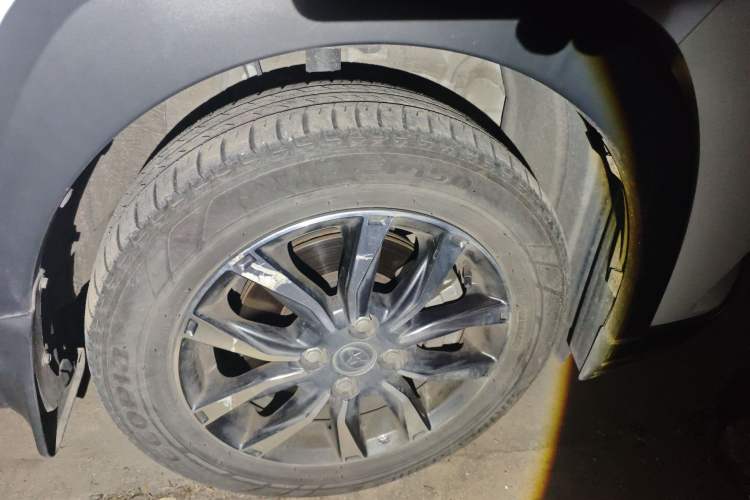 Used Toyota YARiS L Zhi Xuan 2022 X-Trail 1.5L CVT Luxury PLUS Edition Right Front Wheel Hub