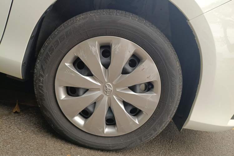 Used Toyota YARiS L Zhi Xuan 2022 1.5L CVT Leading PLUS Edition Right Front Wheel Hub