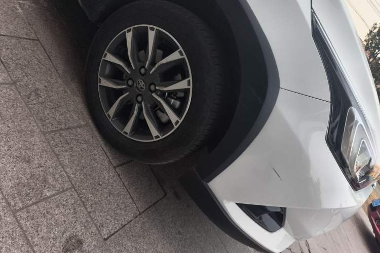 Used Toyota YARiS L Zhi Xuan 2022 X-Trail 1.5L CVT Luxury PLUS Edition Right Front Wheel Hub